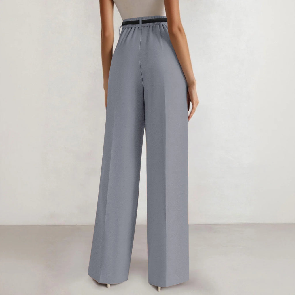 Wide-leg trousers with a flowing drape Women's high-waisted pleated casual trousers Sleek versatile trousers for commuting